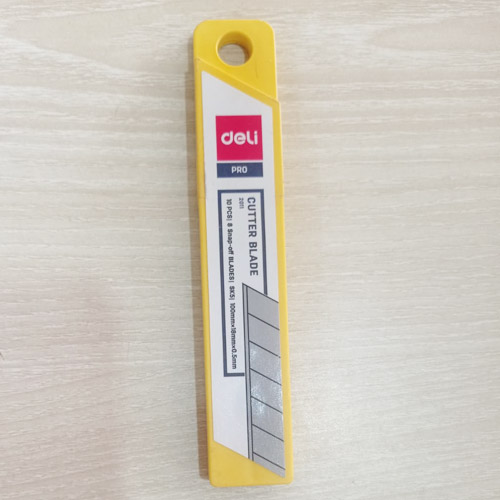 Cutter Blade 18mm Big Size – 10 Pcs Replacement Blade Box